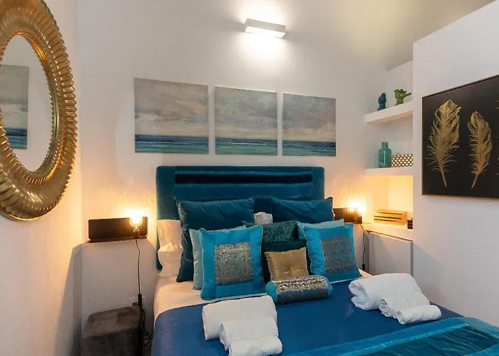 Giulia Apartment-rental In *